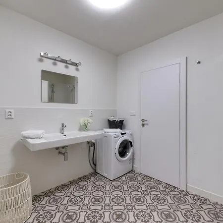 Shon Old Town Lägenhet Bratislava