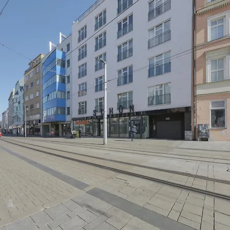 Shon Old Town Братислава